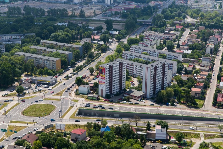 Białystok z lotu ptaka. Widać, że wiele wysokościowców...