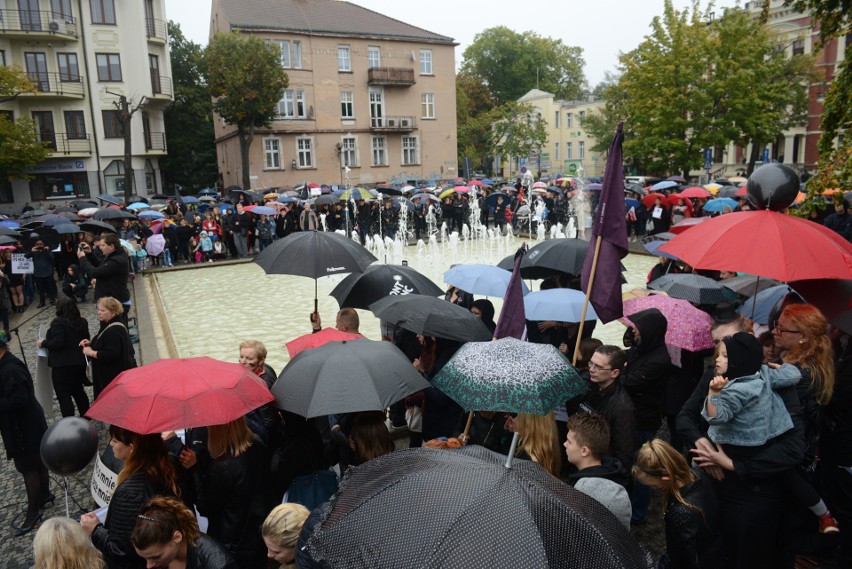 Tak wyglądał czarny protest w Zielonej Górze. teraz...