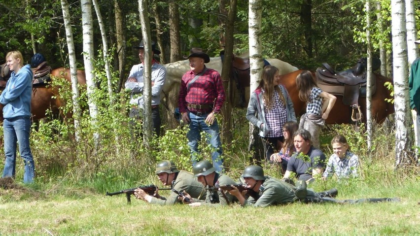 Wielki piknik kawaleryjski w gminie Bliżyn z setkami turystów 