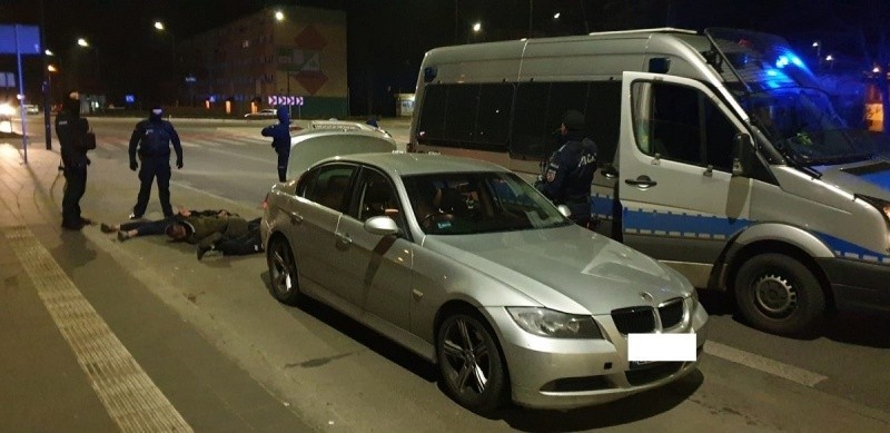 Graficiarze w BMW w Łodzi wpadli przez brudne ręce. ZDJĘCIA