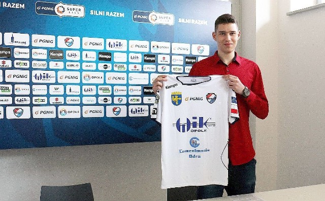 Dariusz Skraburski to kolejny reprezentant Polski juniorów, który w ostatnich latach dołączył do Gwardii Opole.