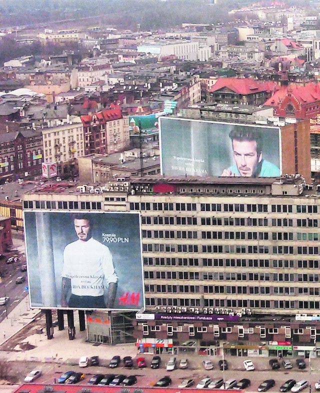 Separator i dawny hotel Silesia w centrum Katowic to dziś wielkie stelaże na reklamy. Dawniej tę funkcję pełnił też DOKP