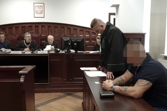 Rozprawa odwoławcza w Sądzie Okręgowym w Słupsku, po kt&oacute;rej oskarżony został uniewinniony. Prokuratura wniosła kasację do Sądu Najwyższego