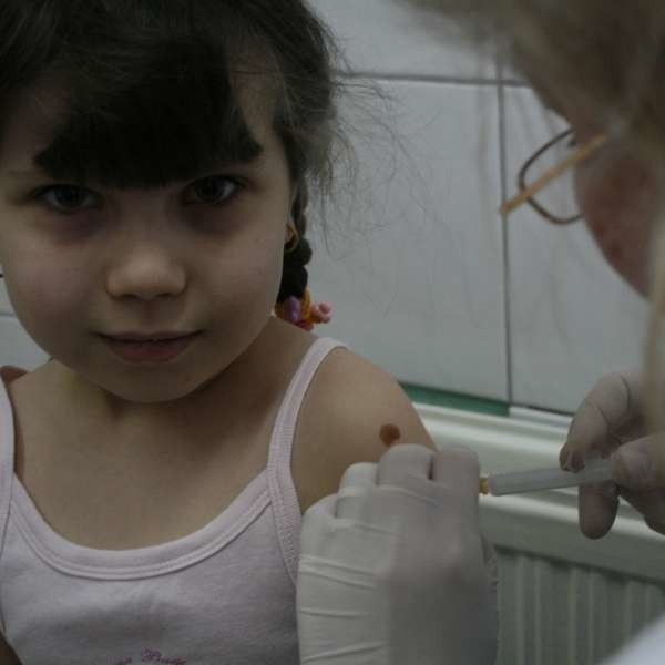 Vanessa Fila dostała wczoraj szczepionkę przeciwko meningokokom wywołującym sepsę. Szczepienie zniosła bardzo dzielnie.