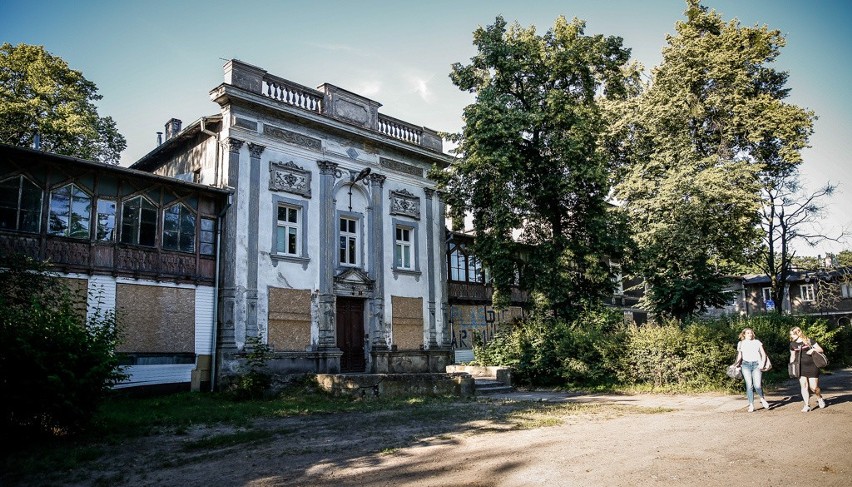 Dom Zdrojowy w Brzeźnie do remontu. Odzyska blask w 1,5 roku. Powstanie tam  Centrum Edukacji Ekologicznej