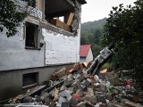 Zagadkowy wybuch w Kamesznicy uszkodził dom: jest wstępna opinia biegłego. To był piorun kulisty!