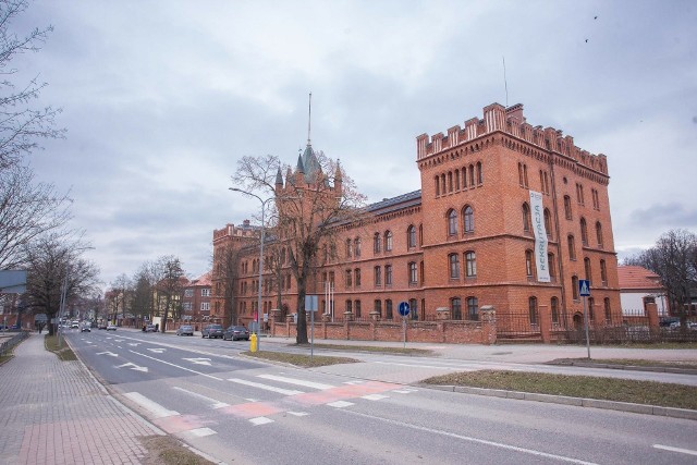 Budynek rektoratu Uniwersytetu Pomorskiego w Słupsku.