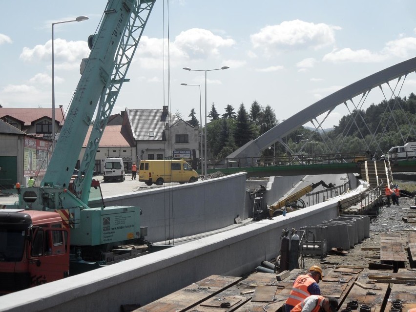 Termin zakończenia budowy mostu na Sole w Żywcu przesunięty...