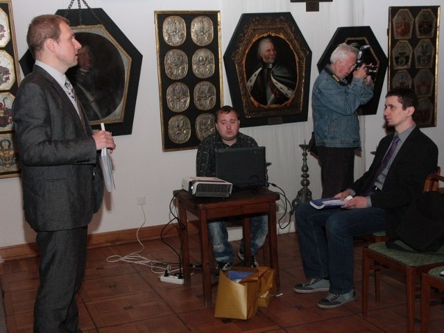 Pomysłodawcą i współorganizatorem sesji historycznych jest dr Marceli Tureczek (z lewej).
