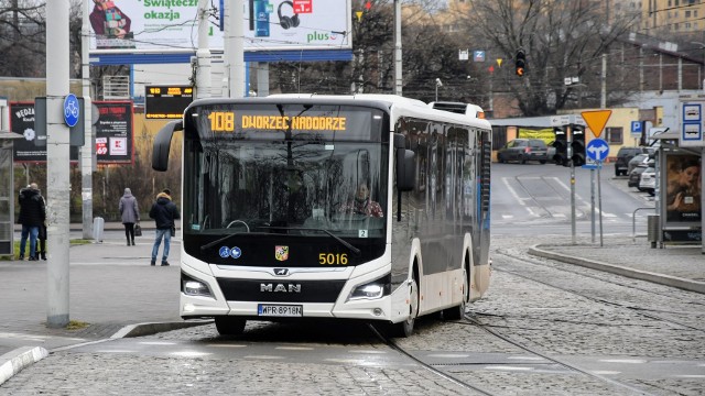 Autobus MAN Lions City 12 w wersji Efficent Hybrid, testowany we Wrocławiu.