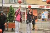 Koszykarki Ślęzy Wrocław zagrały na ulicy Oławskiej. Promowały akcję MPK