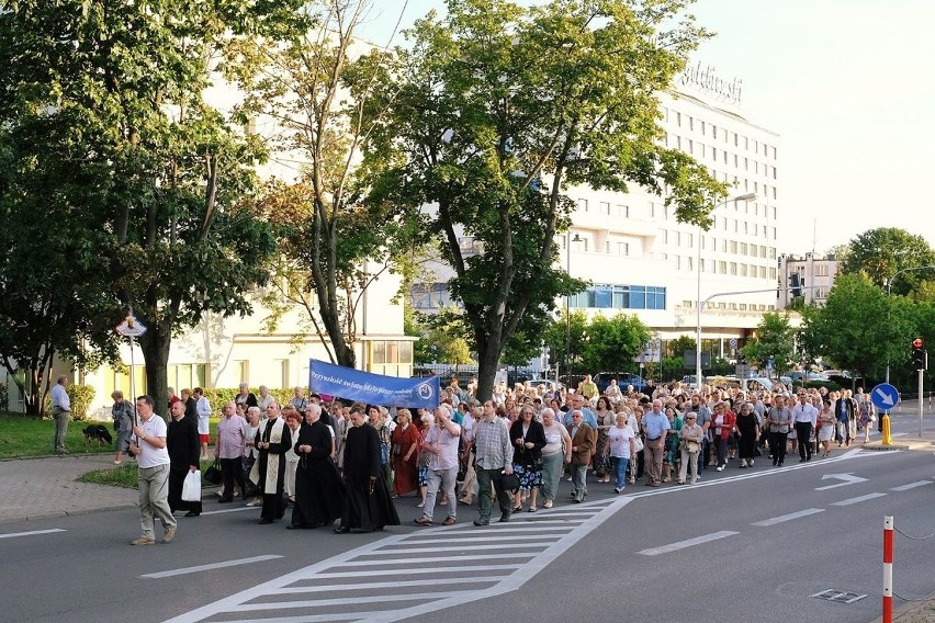 15 lipca, w kościele św. Wojciecha, miało miejsce czwarte...