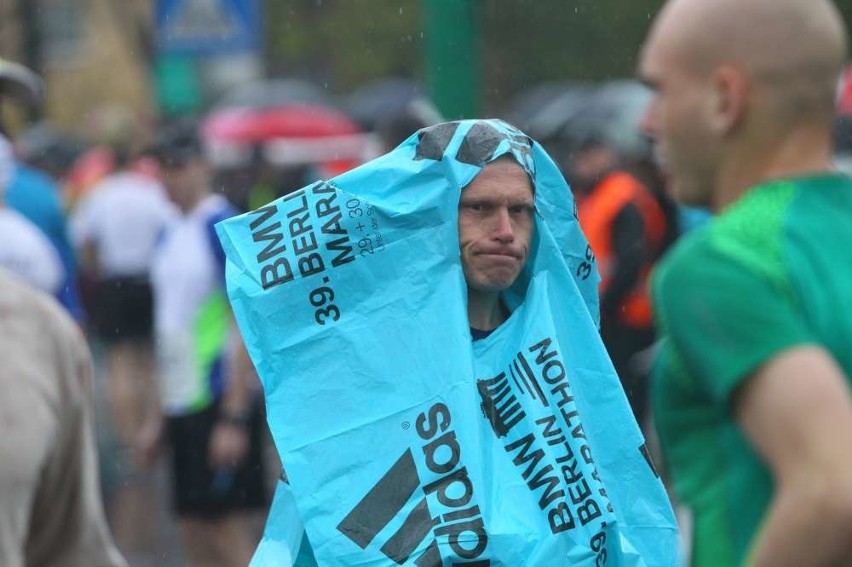 9. Poznań Półmaraton 2016. Zdjęcia zawodników i publiczności