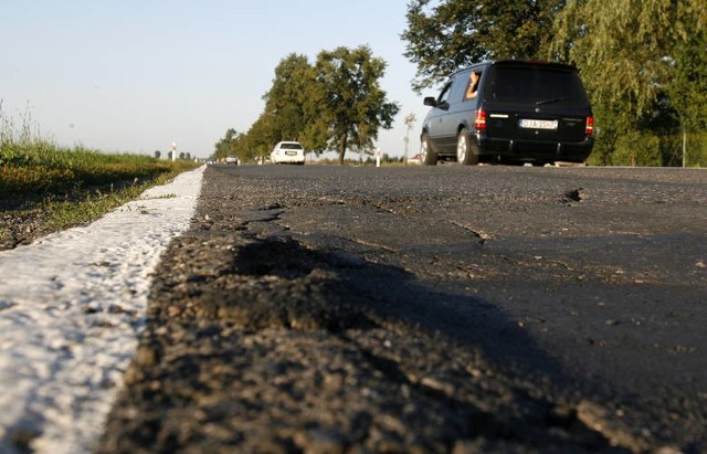 Drogowcy mają coraz więcej pracy na kieleckich ulicach.