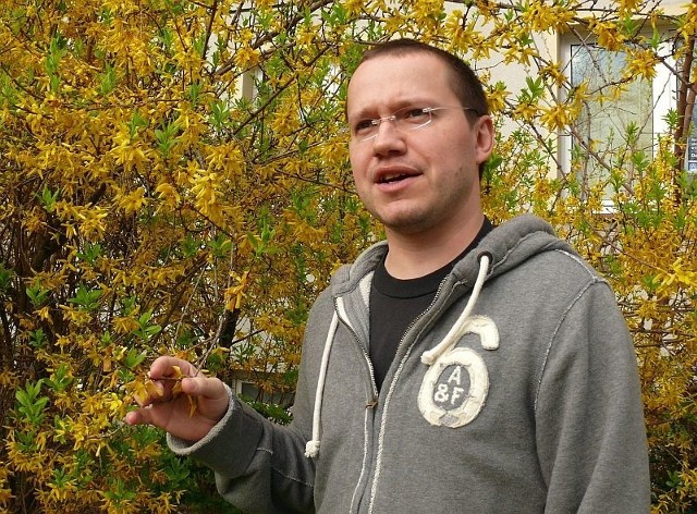 Bartosz w wiosennej zieleni w Stalowej Woli.