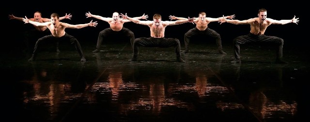 "Sarabande" Jiriego Kyliána, układ wykonywany przez tancerzy, polega na niesamowitym stężeniu energii