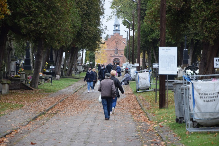 Cmentarz Kule w Częstochowie, 3 listopada 2020 roku