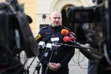 Brutalnie pobili nastolatka w Pruszkowie. Rzecznik KSP Sylwester Marczak: Wszyscy przesłuchiwani w charakterze sprawcy czynu karalnego