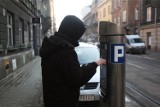 Kraków. Mieszkańcy domagają się strefy płatnego parkowania na Zabłociu 