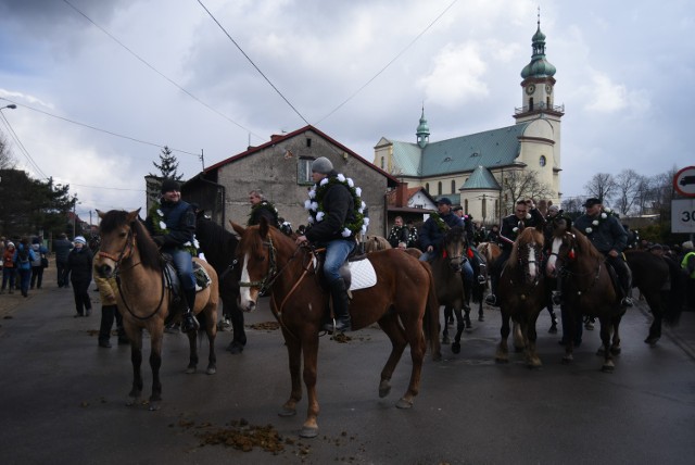 Procesja konna w Ostropie Wielkanoc 2015