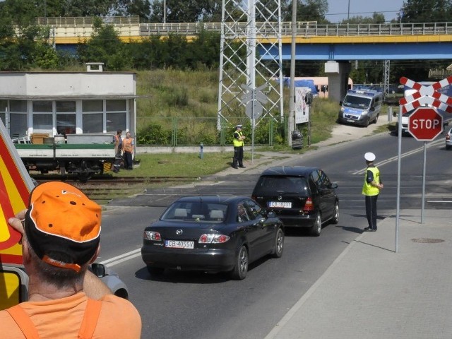 Likwidacja szlabanu na przejeździe kolejowym na ulicy Zaświat wywołała burzę