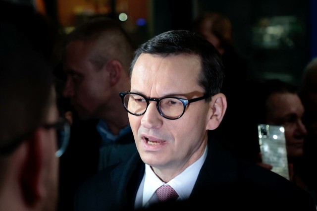 Mateusz Morawiecki zaapelował do marszałka Sejmu Szymona Hołowni i premiera Donalda Tuska, by zaprzestali "destabilizować państwo polskie".