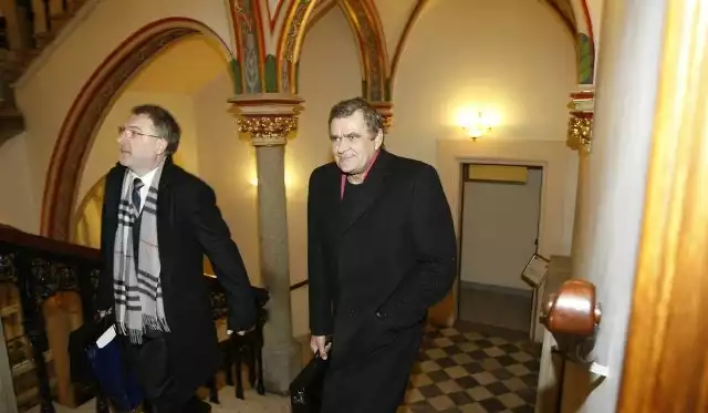Rozprawa w toruńskim sądzie, dotyczyła manipulacji akcjami Boryszewa. W listopadzie ub.r. Sąd Rejonowy w Toruniu warunkowo umorzył postępowanie.