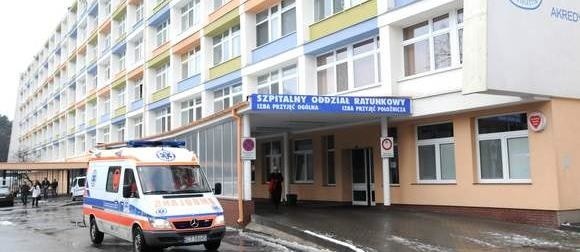Pacjentki położniczej izby przyjęć szpitala na Bielanach są oburzone tak duża podwyżką opłaty za badanie KTG