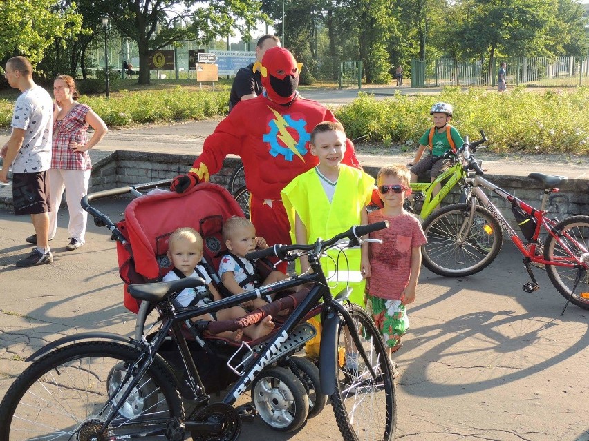 Flash Chorzowski podarował rower Krzysiowi