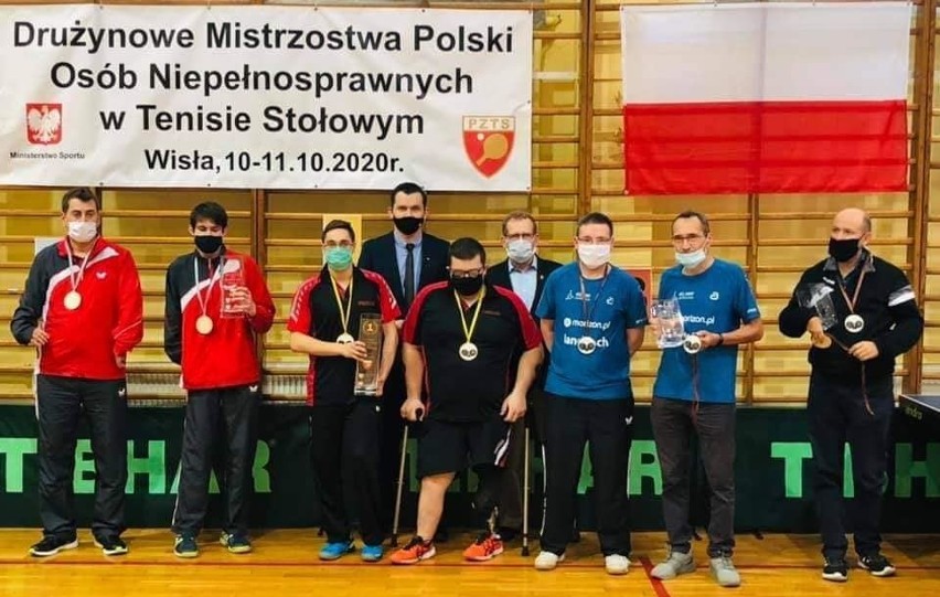 Lubelski duet zdobył w Wiśle srebrny medal Drużynowych Mistrzostw Polski Niepełnosprawnych w tenisie stołowym 