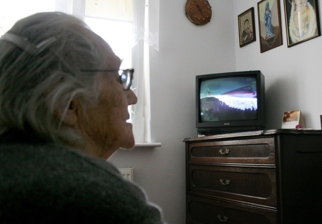 W Łodzi i województwie około 50 tysięcy osób jest ściganych za brak wniosku o przysługujące im zwolnienie z opłacania abonamentu rtv.