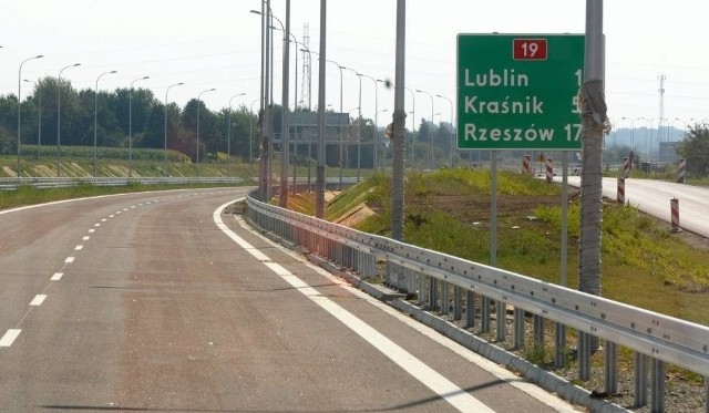 Budowa 75-kilometrowego odcinka S19 między Kraśnikiem a granicą z woj. podkarpackim ma pochłonać 1,85 mld zł