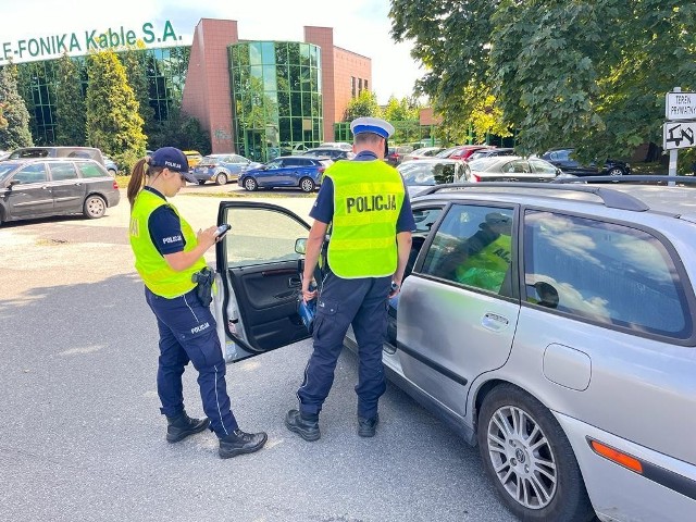 Podczas działań „Niechronieni uczestnicy ruchu drogowego" policjanci zwracali uwagę na zachowania kierowców wobec pieszych i rowerzystów, ale też na zachowanie samych pieszych.