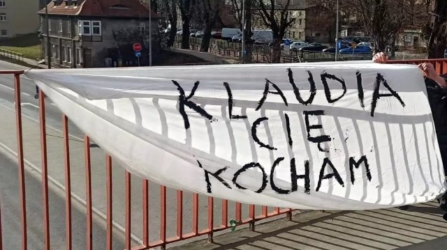 Próbował wyznać miłość do ukochanej, wywieszając baner w Gdańsku. Miał pecha, zatrzymali go strażnicy miejscy