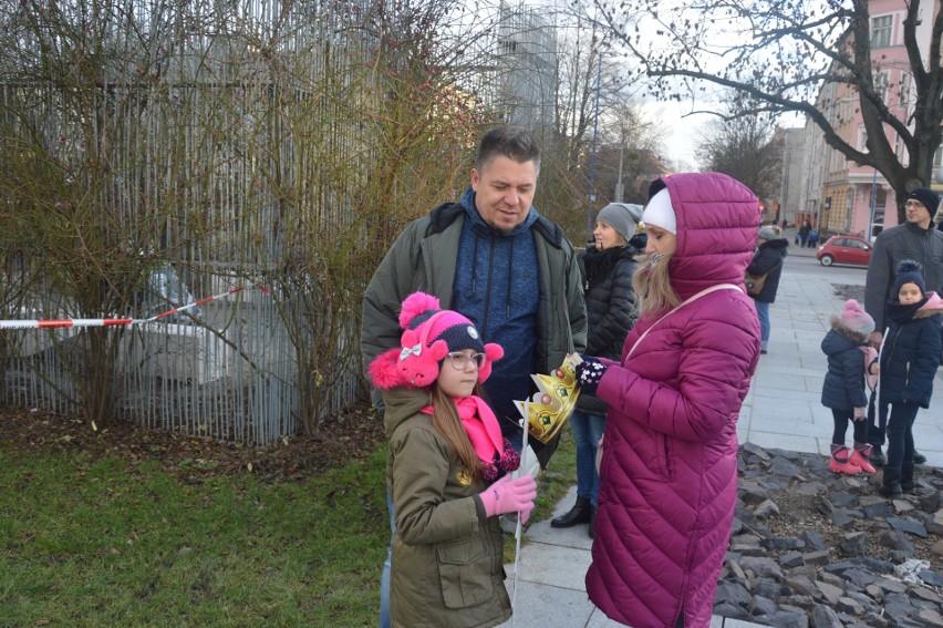 Orszak Trzech Króli przeszedł przez Opole. W uroczystościach wzięły udział setki mieszkańców miasta, w tym wiele dzieci