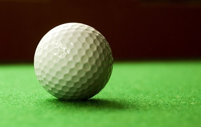 Skorzystanie z symulatora gry w golfa za darmo będzie możliwe w każdą niedzielę marca