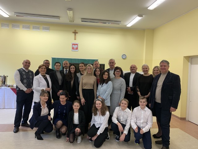 Spotkanie z przedstawicielami oświaty i edukacji z Gruzji w SP w Choroszczy.