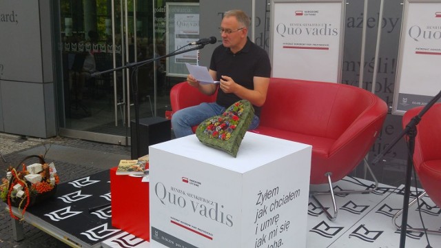 Narodowe Czytanie "Quo Vadis" Henryka Sienkiewicza w Opolu.