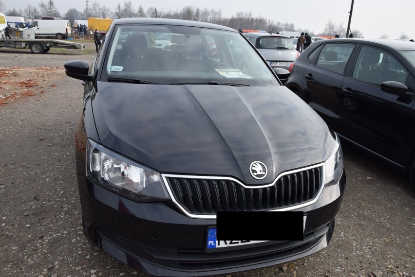 Skoda Fabia -  rok produkcji 2018, z silnikiem 1.0 benzyna....