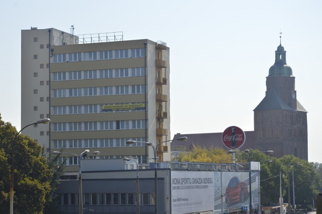 Budynek Przemysłówki to jedyny wieżowiec w centrum Gorzowa.