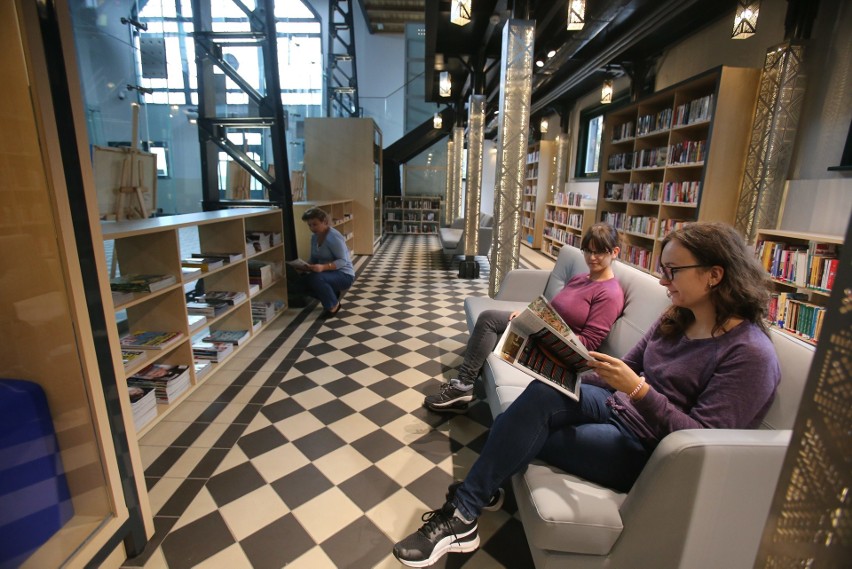 Najpiękniejsza biblioteka na Śląsku jest w Rudzie Śląskiej-Chebziu ZDJĘCIA