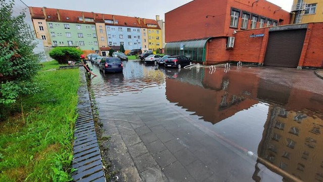 W wyniku ulewy w Koszalinie zalanych zostało wiele ulic