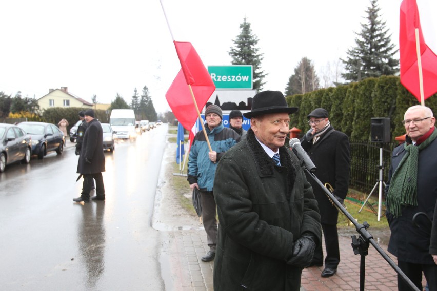 W Sylwestra przyłączenie do Rzeszowa świętowali mieszkańcy...