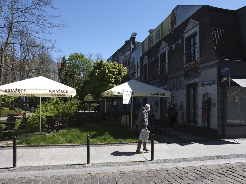 Od poniedziałku bary, pizzerie i restauracje mogą przyjmować klientów