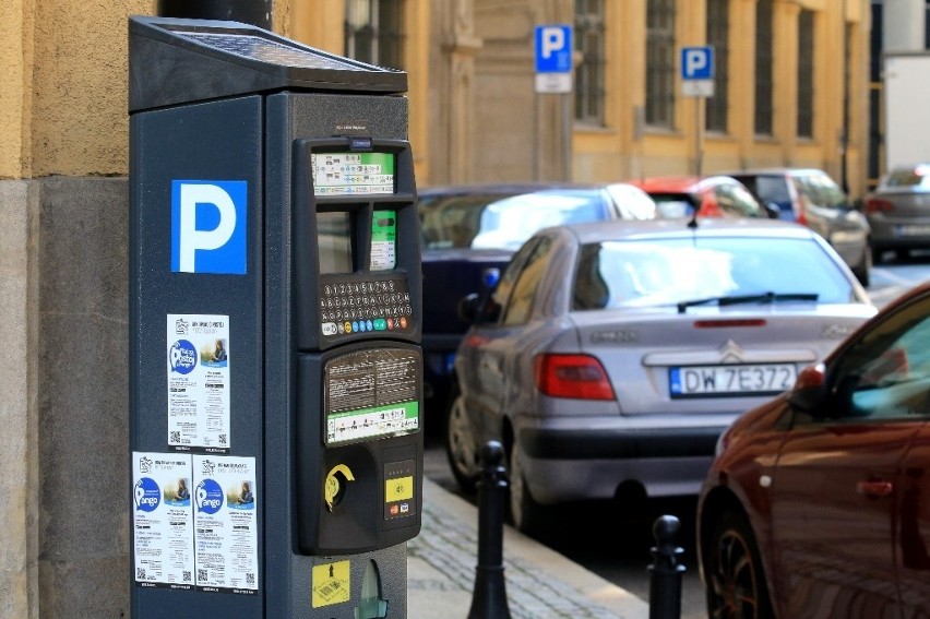 Szykują się wielkie zmiany w parkowaniu samochodów w centrum...