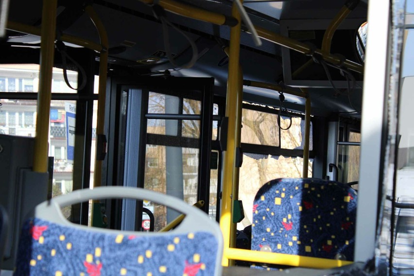 Wypadek w Łodzi. Zderzyły się ze sobą autobusy MPK. Dwie osoby zostały ranne ZDJĘCIA