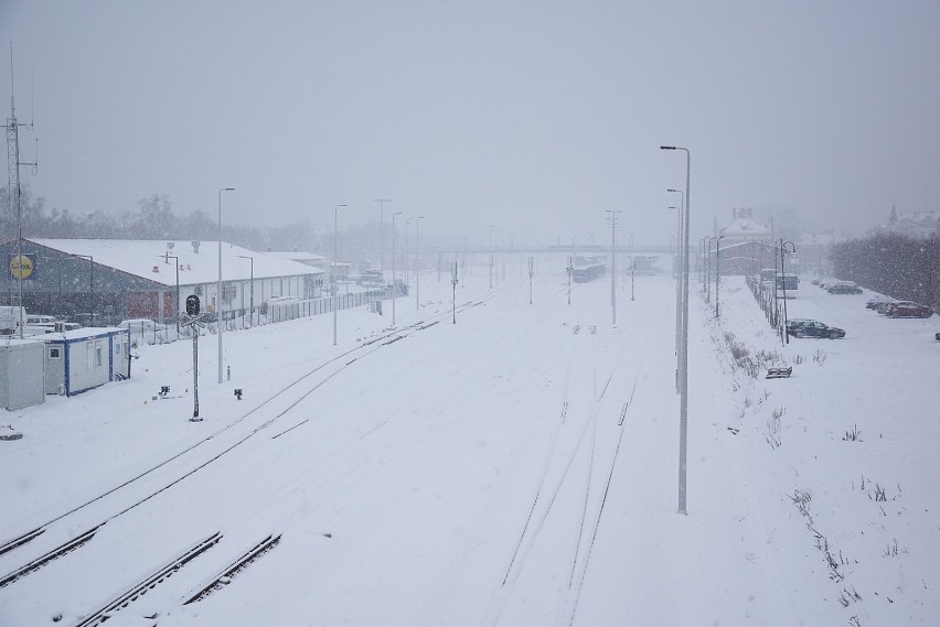 Remont linii kolejowej 207 trwa już 5. rok. Czy doczekamy...