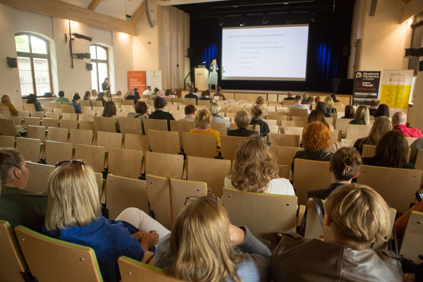Konferencja odbyła się w auli Akademii Pomorskiej w Słupsku.