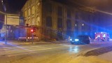 Pożar opuszczonej fabryki przy rondzie Solidarności w Łodzi. Paliło się w dawnej przędzalni na rogu Pomorskiej i Źródłowej ZDJĘCIA