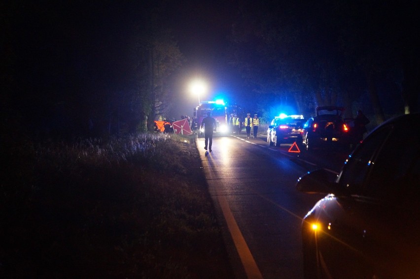 Tragiczny wypadek na DK78 w Boguchwałowicach. Trzy osoby nie...